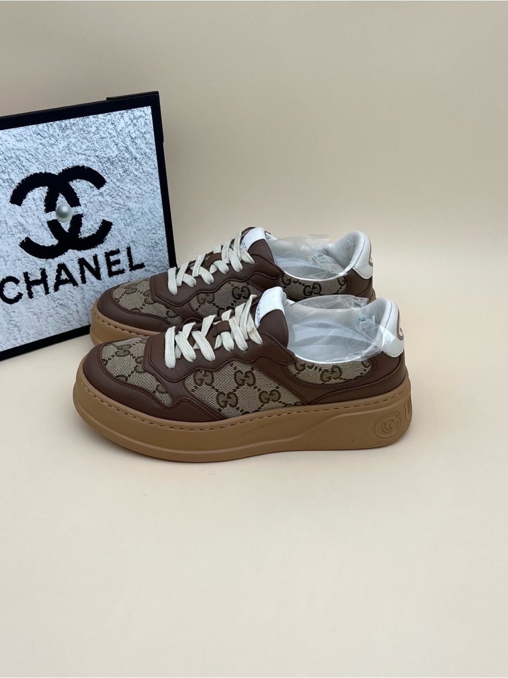 🚩steal Gucci Brown GG Monogram Platform Sneakers with White Accents